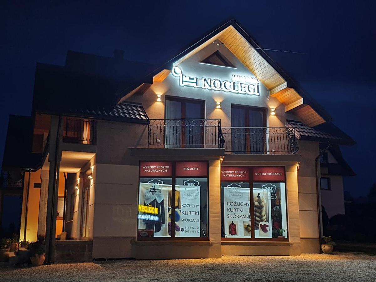 Mrowca Noclegi Pokoje Goscinne Gronkow Экстерьер фото